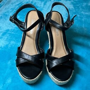 Elegant Black Espadrille Sandals
